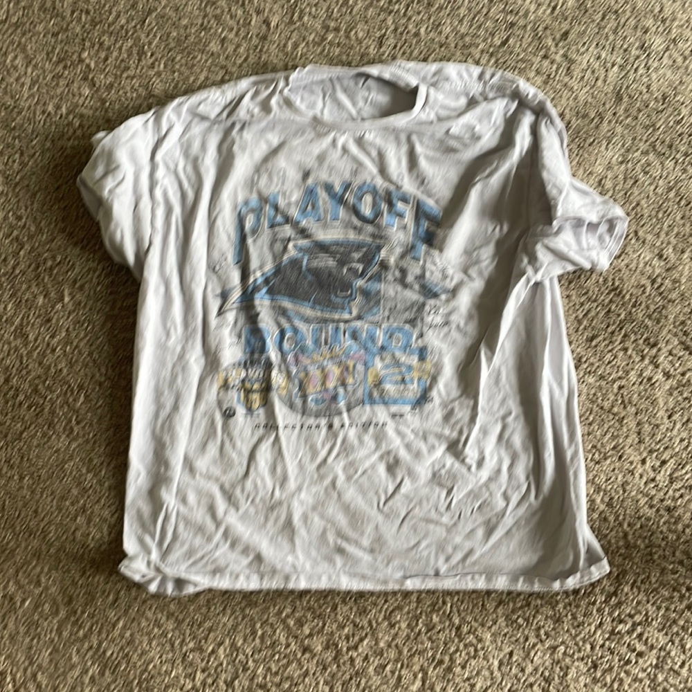 Vintage Carolina Panthers t-shirt, size LARGE